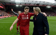 Huyền thoại Liverpool Kenny Dalglish dương tính Covid-19