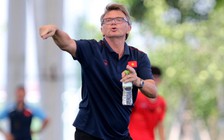 ‘Phù thủy trắng’ Philippe Troussier được đề cử HLV vĩ đại nhất Asian Cup.