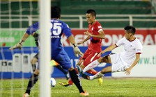 CLB TP.HCM gây thất vọng, Nam Định vọt xa với điệp khúc 1-0