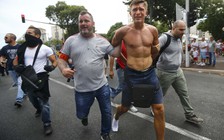 UEFA đạt thỏa thuận hòng chặn đứng nguy cơ CĐV ‘quậy’ trong tương lai