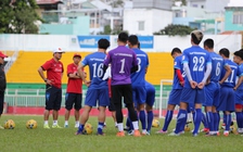 Tuyển Việt Nam tập luyện miệt mài trước giờ lên đường dự AFF Cup