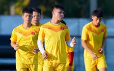 U.23 Việt Nam tập luyện cật lực dưới cái nắng chói chang ở Buriram