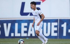 Xuân Trường sút phạt thần sầu, HAGL thắng Hồng Lĩnh Hà Tĩnh sít sao