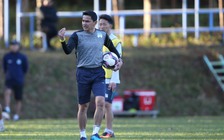 Trận ra mắt của Kiatisak sớm 'cháy' hết vé tốt