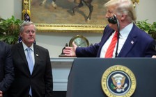 Chưa kịp làm chánh văn phòng Nhà Trắng đã tự cách ly vì dịch COVID-19