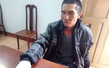 Truy tố người chồng đâm chết vợ tại tòa vì vợ không rút đơn ly hôn