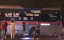 Tái diễn nạn ném đá vào xe khách