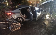 Khởi tố vụ ô tô lao vào quán cà phê khiến 2 nữ sinh tử vong