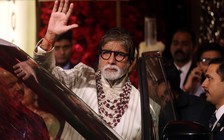 Vì sao siêu sao Amitabh Bachchan nhiễm Covid-19 khiến Ấn Độ 'nóng như ran'?