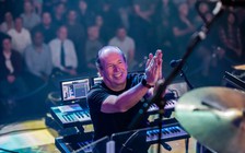 Hans Zimmer: Người tạo giai điệu độc lạ cho những bom tấn điện ảnh đình đám