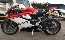 ‘Đập thùng’ Ducati 1299 Panigale S Anniversary vừa cập bến Việt Nam