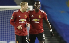 Nghịch lý ở M.U: Ưu tiên cho Paul Pogba, mua Van de Beek để làm gì?