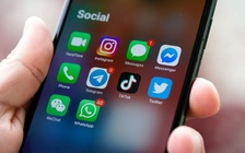 Các OTT miễn phí vẫn thu tiền dịch vụ ra sao?