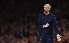 HLV Wenger khen ngợi tinh thần của các cầu thủ Arsenal