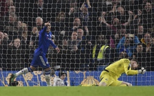 Chelsea đại thắng trận đầu trên sân nhà dưới thời Hiddink