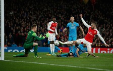 'Arsenal vẫn còn quá ngây thơ'