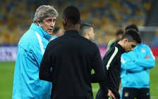 Pellegrini và Man City bình thản bước vào vòng knock-out Champions League