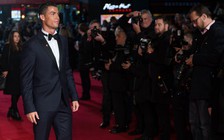 Ronaldo: Kẻ kiêu ngạo hay kẻ thù của truyền thông