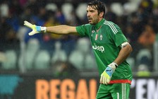 Buffon tạo kỷ lục mới trong chiến thắng của Juventus