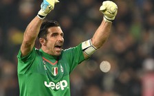 Juventus thắng đậm, Buffon tạo kỷ lục mới