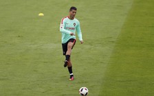 HLV Bồ Đào Nha: 'Ronaldo không quyết định kết quả trận đấu với Ba Lan'