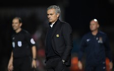 M.U giải cơn khát thắng, Mourinho vẫn phàn nàn trọng tài