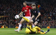 Ghi bàn quyết định cho M.U, Ibrahimovic vẫn bị chê 'lười'