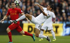 Liverpool lội ngược dòng giành 3 điểm trên sân Swansea