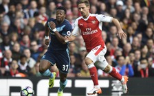 Arsenal bị Middlesbrough cầm chân trong ngày sinh nhật Wenger