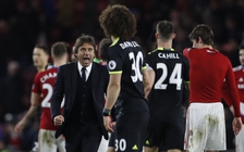 Costa đưa Chelsea lên ngôi đầu Premier League