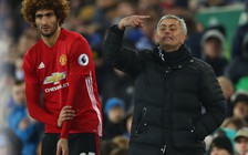 Mourinho tự hào M.U giỏi, miễn bàn về Fellaini