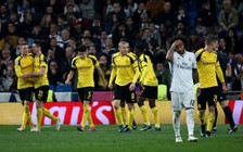 Real Madrid cân bằng kỷ lục nhưng mất ngôi đầu bảng ở Champions League