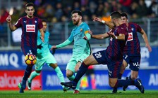 Alaves thử thách quyết tâm của Barcelona