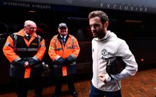 Mata 'nuốt lệ' thi đấu cho M.U ở chung kết Cúp Liên đoàn Anh