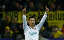 Ronaldo lập cú đúp trong trận đấu thứ 150 tại Champions League