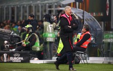 Wenger: 'Những lời chỉ trích không thể chạm đến tôi'