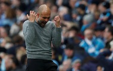 Trận Man City thua ngược M.U khiến Guardiola trăn trở