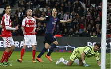 Ibrahimovic lại nhảy múa, PSG gia tăng kỷ lục bất bại