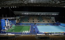 Olympic Rio 2016: Nước hồ bơi bất ngờ chuyển màu bí ẩn