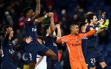 Đánh bại Lyon nhờ 2 pha phản lưới nhà, PSG duy trì mạch trận toàn thắng