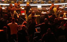 Ẩu đả dữ dội ở cuộc đấu quyền anh tranh đai siêu trung