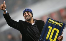 “Hoàng đế” Adriano tìm đường trở lại với bóng đá