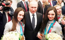 Cô gái vàng Zagitova muốn dạy Tổng thống Putin trượt băng nghệ thuật