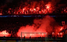 PSG bị trừng phạt vì biến sân nhà thành… 'lò nướng'