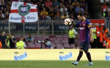 Một cầu thủ nhận thẻ đỏ, Barcelona bị cầm hòa tại Nou Camp