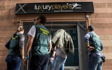 Bắt giữ nghi phạm bán hàng ngàn vé giả trận “Siêu kinh điển” Barcelona - Real Madrid