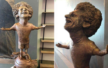 Tượng tôn vinh Salah bị chễ giễu vì 'xấu thê thảm'