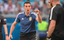 Argentina gia hạn với HLV Scaloni bất chấp những chỉ trích sau Copa America 2019