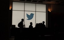 Twitter và M.U ngồi lại với nhau giải quyết vụ miệt thị Pogba