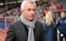 HLV của UAE phải “hạ mình” trước cuộc đụng độ Việt Nam